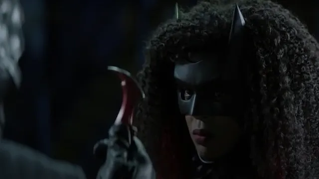 瑞安（Ryan）在蝙蝠女（Batwoman